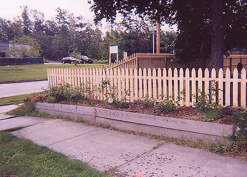 gothic-picket-fence